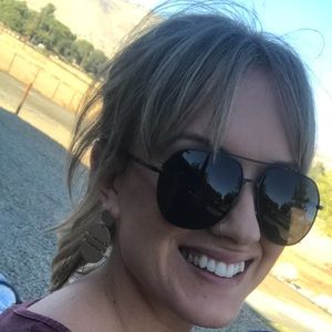 Meet your Posher, Sarah